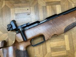 продам ОРИГНАЛЬНУЮ БИАТЛОННУЮ  винтовку БИ 7-2-КО   