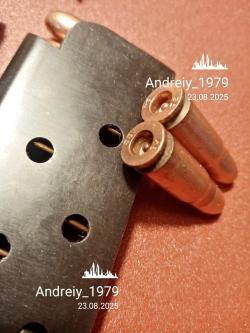 Продам иагазин ТТ  + 8 макетов патронов. 