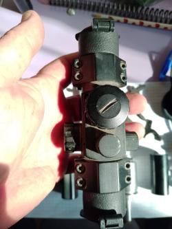 Продам коллиматорный прицел Вектор оптикс.