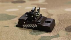  Продам комплектующие  Aimpoint, Mossberg. Magpul, Schmeisser, Benelli, Browning, Haenel, 