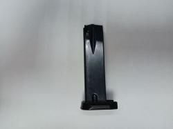 Продам магазины к оружию и другое