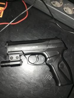  Продам новый Пневатичнкий пистолет борнер с 11.