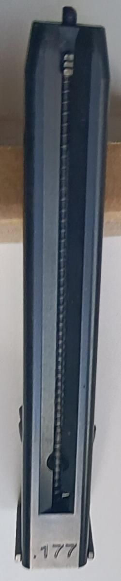 Продам обойму к Umarex IWI mini UZI 4,5