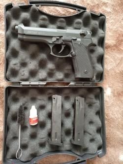Продам охолощённый пистолет  БЕРЕТА 9 ММ