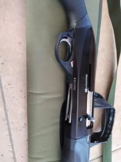 Продам охотничье ружье Benelli Comfort 12/76