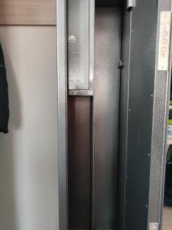 Продам сейф для оружия и амуницию 