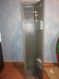 Продам сейф 