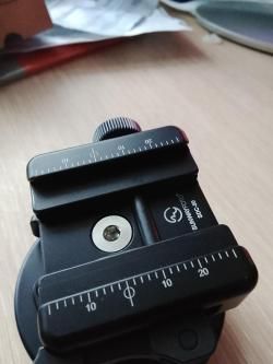 Продам шаровую голову и тиски Sunway foto