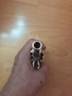 Продам сигнальный револьвер EKOL LOM 5.6