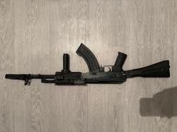 Продам страйкбольный ак-74м CYMA
