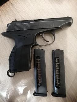 Продам травматический пистолет МР-79-9ТМ, 2013 г.в. калибр 9РА.