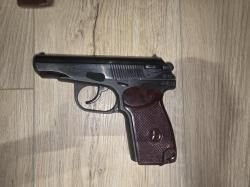 Продам травматический пистолет МР-80-13Т