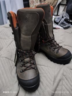 Продаю ботинки 