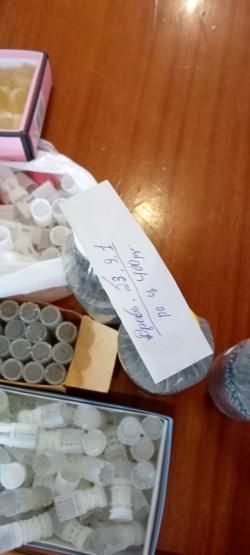 Продаю дробь, разных номеров и всё для закатки патронов