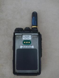 Профессиональная рация Yaesu VX-8R