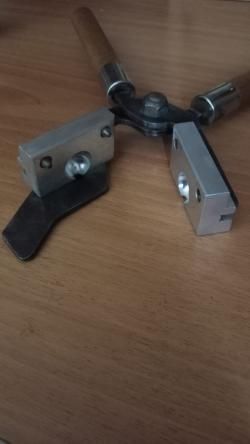 Пулелейка Lee