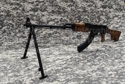 Пулемет охолощенный "Молот Оружие" ВПО-926 кал.7.62х39 blank., в деревянном обвесе