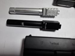 Страйкбольный WE Glock17 gen4 + рама в сборе без затвора и 2 внешних стволика