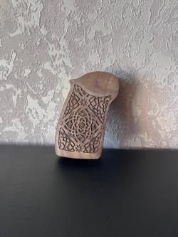 Различные рукоятки на ПМ и мр-654