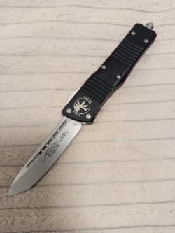 реплика Microtech Combat Troodon