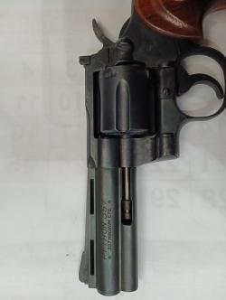 Реплика револьвера Colt Рython.357 Magnum с длиной ствола 4 дюйма, коллекционная шумовая м