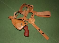 Револьвер "Айсберг" газовый