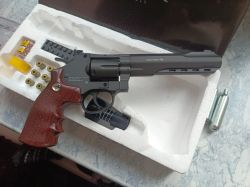 Револьвер Borner super 702
