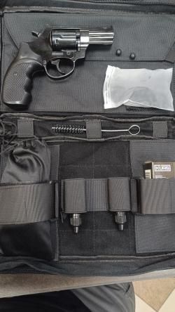 Револьвер Бульдог KuRS