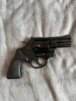 Револьвер Бульдог. Курс 