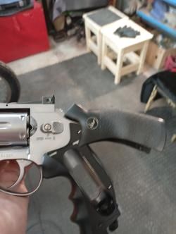 Револьвер dan weson оригинал в идеале