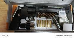 Револьвер gletcher sw r8