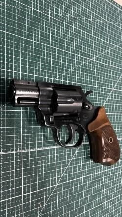 РЕВОЛЬВЕР ГРОЗА Р-02С