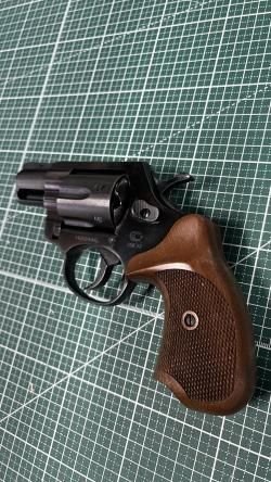 РЕВОЛЬВЕР ГРОЗА Р-02С