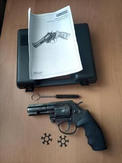Револьвер Гроза Р-03С