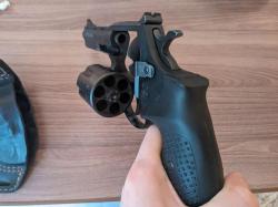 Револьвер Гроза Р-04