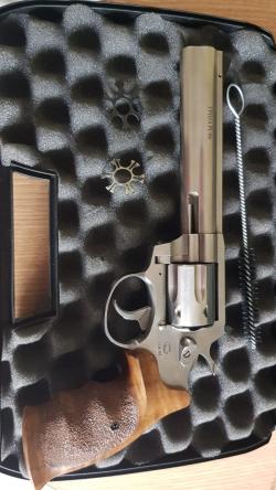 Револьвер ГРОЗА Р-06С