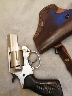 Револьвер МЕ 38 Compact
