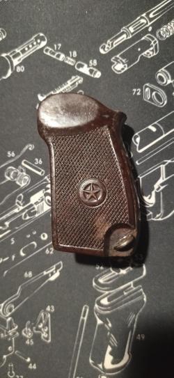 Рукоятка ПМ бакелит ранняя 1953-1954 г