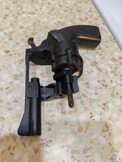 Револьвер Овод