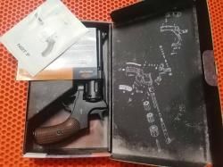 Револьвер пневматический Gletcher NGT F (Наган).