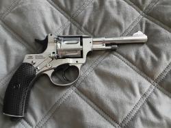 Револьвер пневматический Gletcher NGT Silver (Наган), под шарики