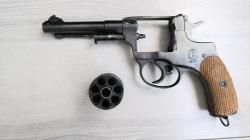 Револьвер сигнальный Блеф