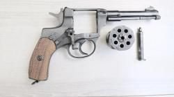 Револьвер сигнальный Блеф