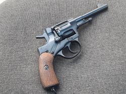 Револьвер сигнальный "Блеф" "Царский 1909 год" новый, продаётся в двух вариантах