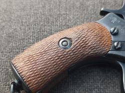 Револьвер сигнальный "Блеф" "Царский 1909 год" новый, продаётся в двух вариантах