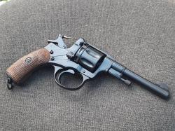 Револьвер сигнальный "Блеф" "Царский 1909 год" новый, продаётся в двух вариантах