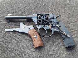 Револьвер сигнальный "Блеф" "Царский 1909 год" новый, продаётся в двух вариантах