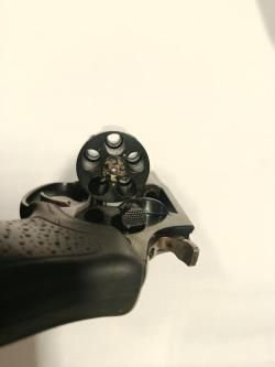 Револьвер Taurus 9mm