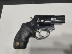 револьвер Taurus LOM-13 (Бразилия), 9 мм P.A., полный комплект