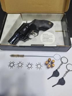 револьвер Taurus LOM-13 (Бразилия), 9 мм P.A., полный комплект